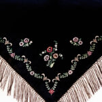 Pattern #15 for pinafores and shawls - open flowers, standard leaves (Avrita)